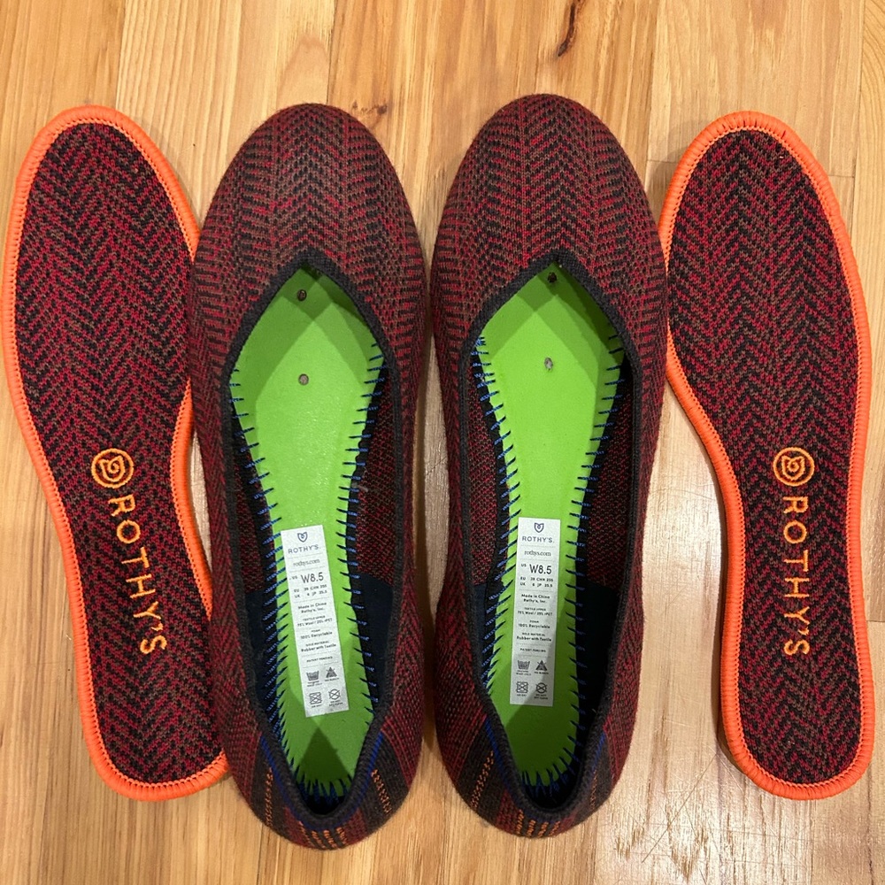 Rothy's Bordeaux Herringbone Merino Flats- size 8.5 - Retired color